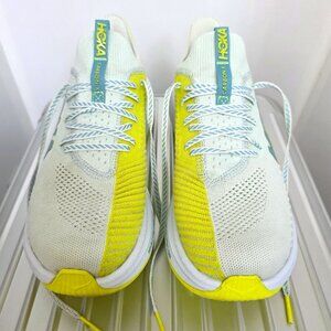HOKA Carbon X 3 Performance Running Shoes size 9